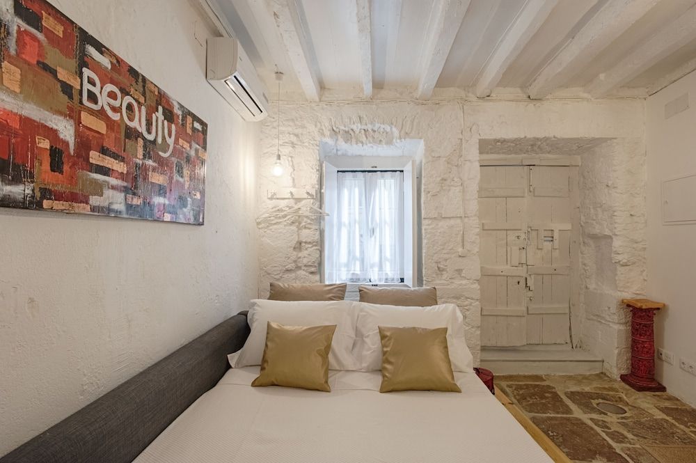 undefined LxWay Apartments Downtown 10