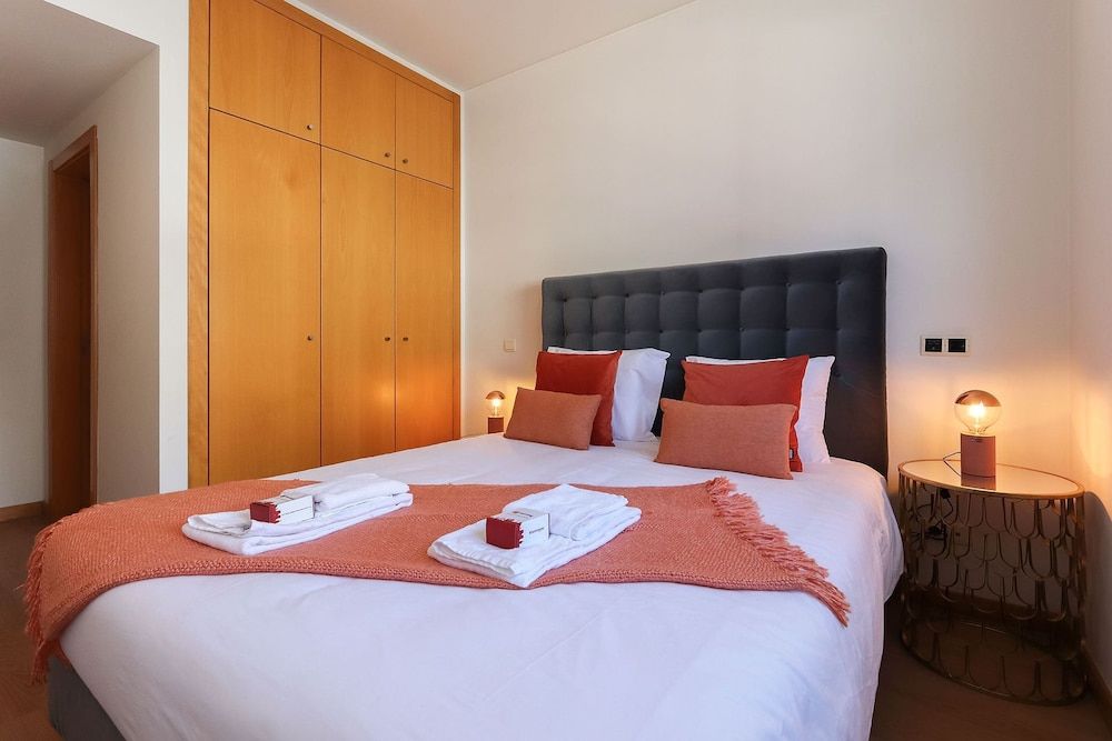 undefined Expo Prestige by Homing 5