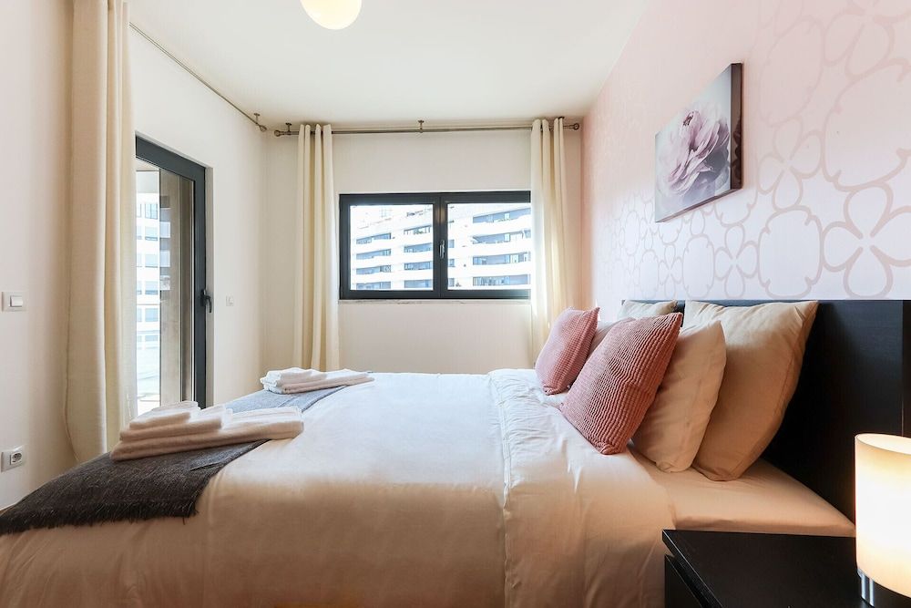 undefined Expo Premium by Homing 8