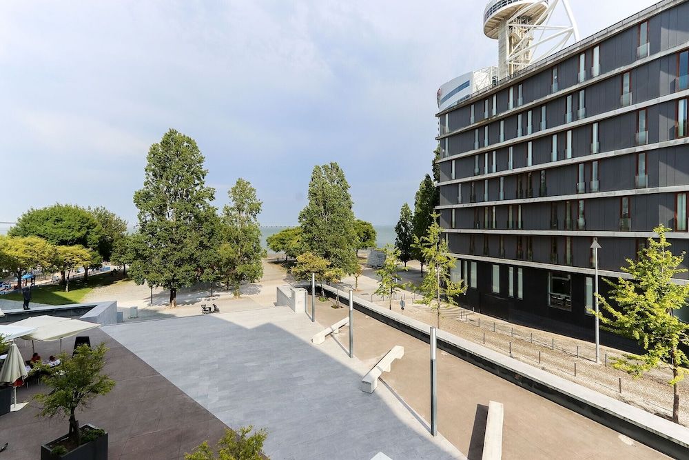 undefined Expo Premium by Homing 7