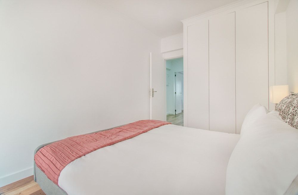 undefined Lisbon Stay at Santo António Flat 8