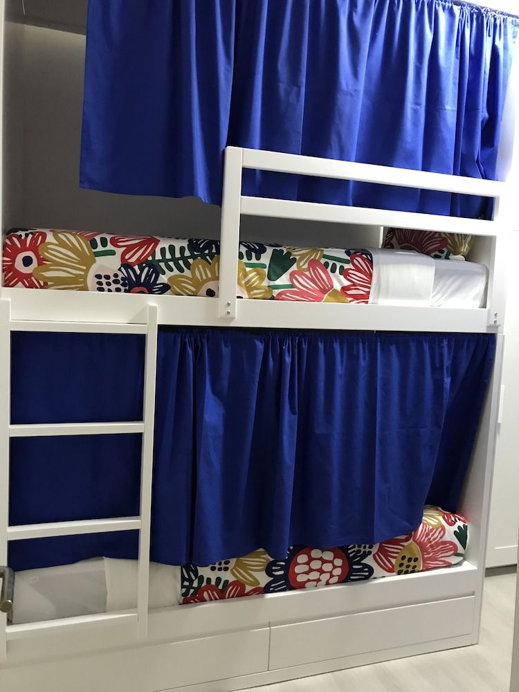 undefined Charming episode hostel 6