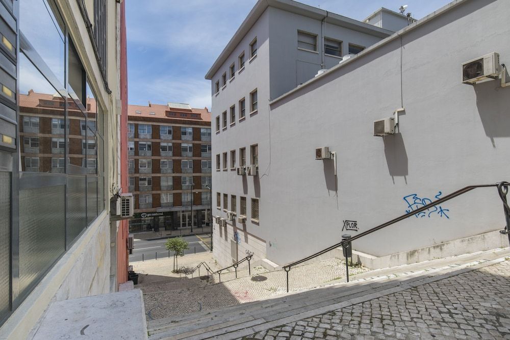 undefined Cozy Apartment In Estefania 3