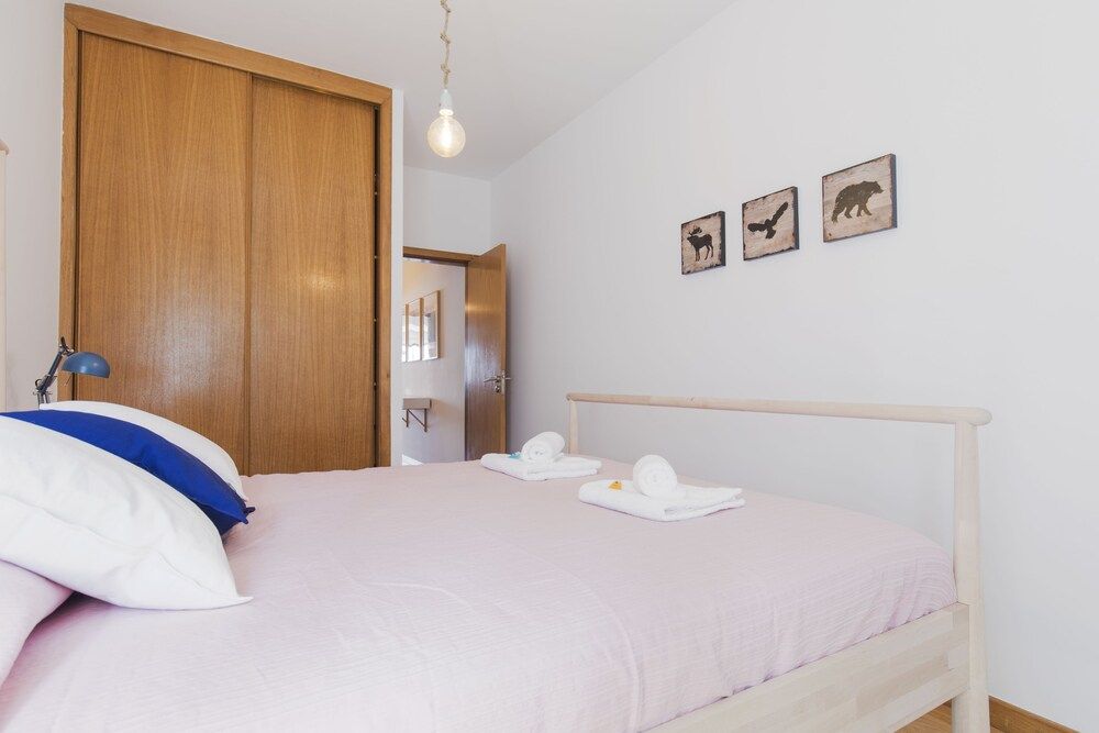 Cozy Apartment In Estefania Apartment, 1 Bedroom, City View 5