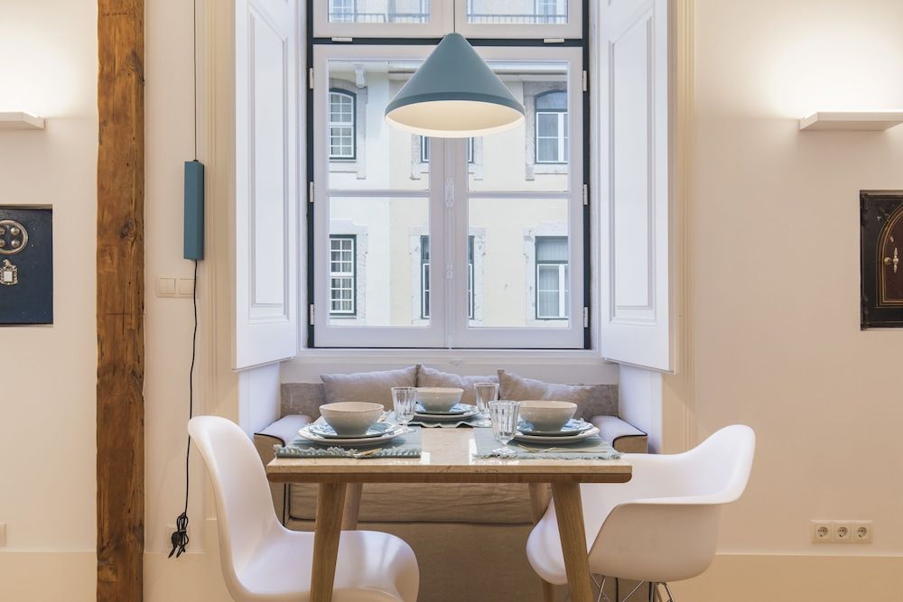 undefined Charming Apartment in Baixa Chiado 10