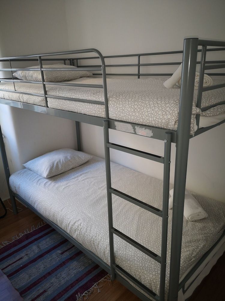 Hostel Paraíso da Penha Basic Double Room, Shared Bathroom (#3) 3