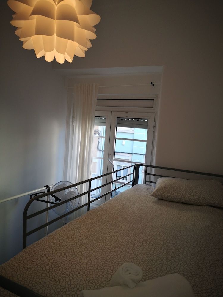 Hostel Paraíso da Penha Basic Double Room, Shared Bathroom (#3) 4