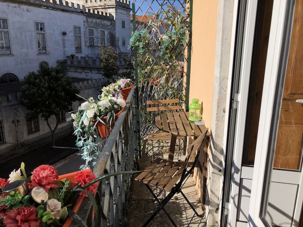 Hostel Charme da Graça Romantic Double Room, Shared Bathroom 8