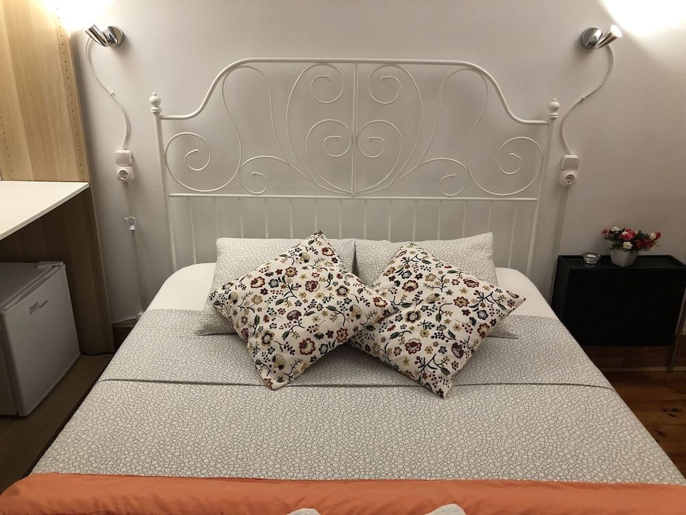 Hostel Charme da Graça Romantic Double Room, Shared Bathroom 2