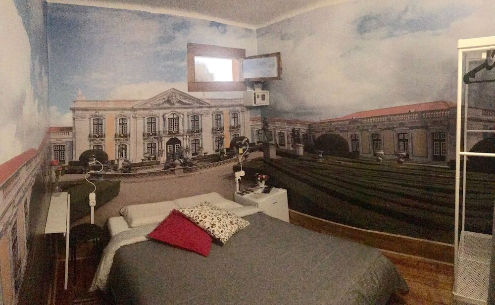 Hostel Charme da Graça Senior Single Room, Shared Bathroom