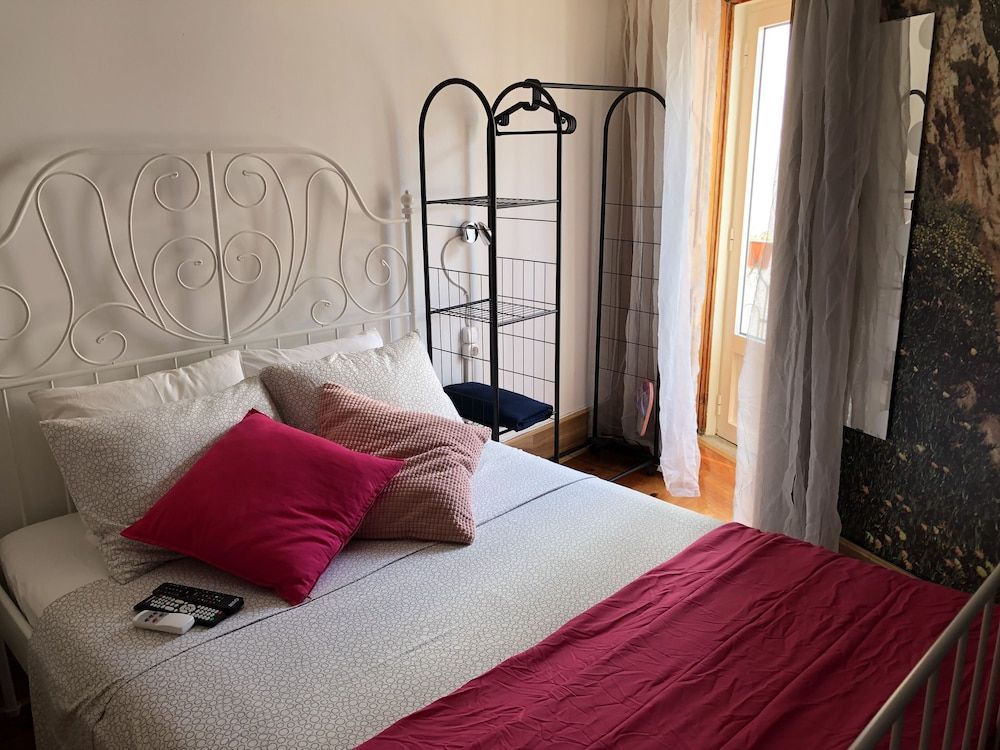 Hostel Charme da Graça Honeymoon Double Room, Shared Bathroom 2