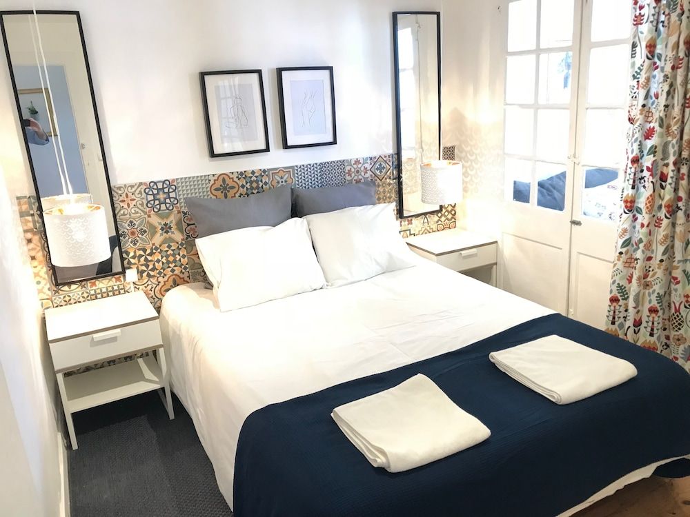 undefined Beautiful Flat with Great View in Prime Location 2