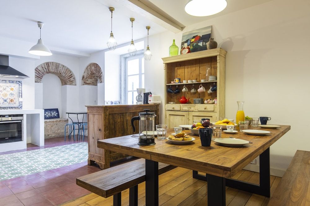 undefined Alfama Chic 4 4