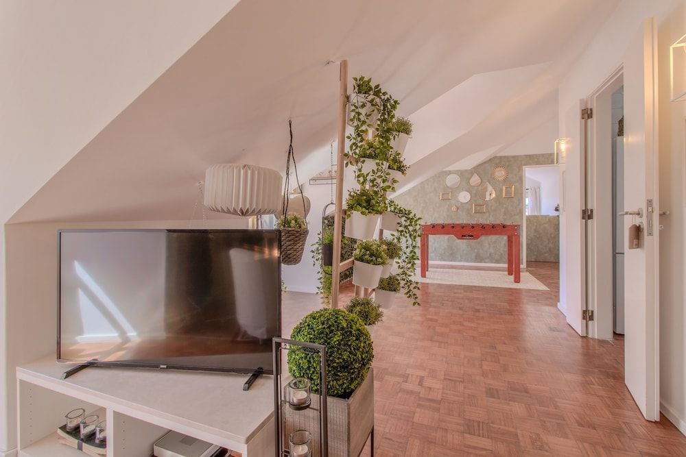 undefined Beautiful flat with balcony & Great location 9