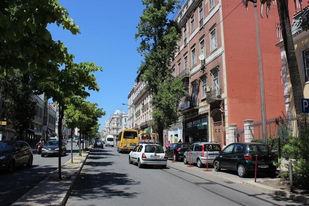 Viriato Rooms Family Room, Private Bathroom 2