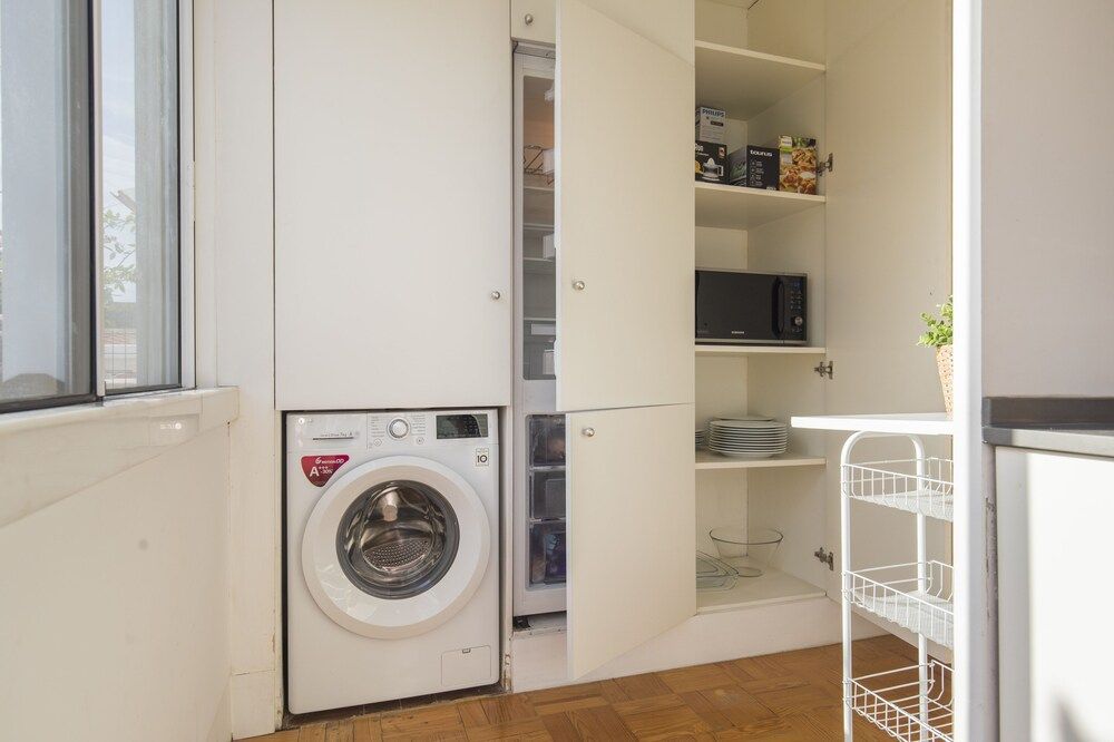 Garden House in Alvalade Apartment, 2 Bedrooms, Terrace 30