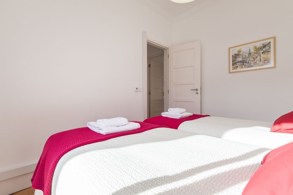 Garden House in Alvalade Apartment, 2 Bedrooms, Terrace 8