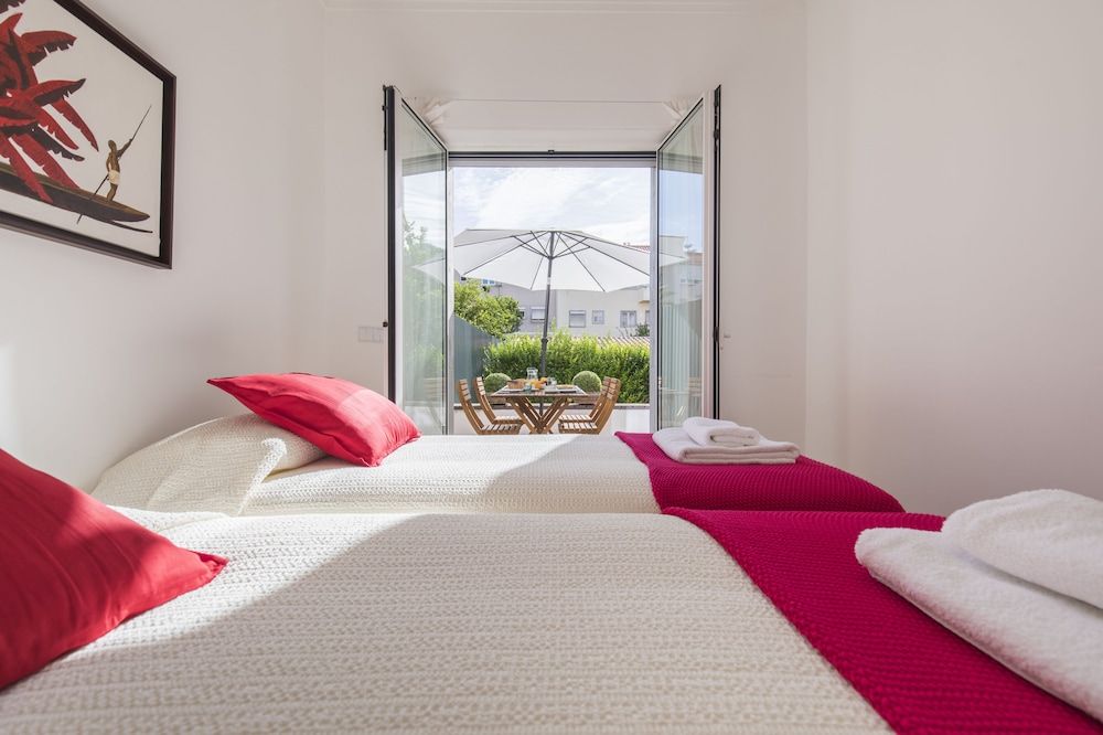 Garden House in Alvalade Apartment, 2 Bedrooms, Terrace 9