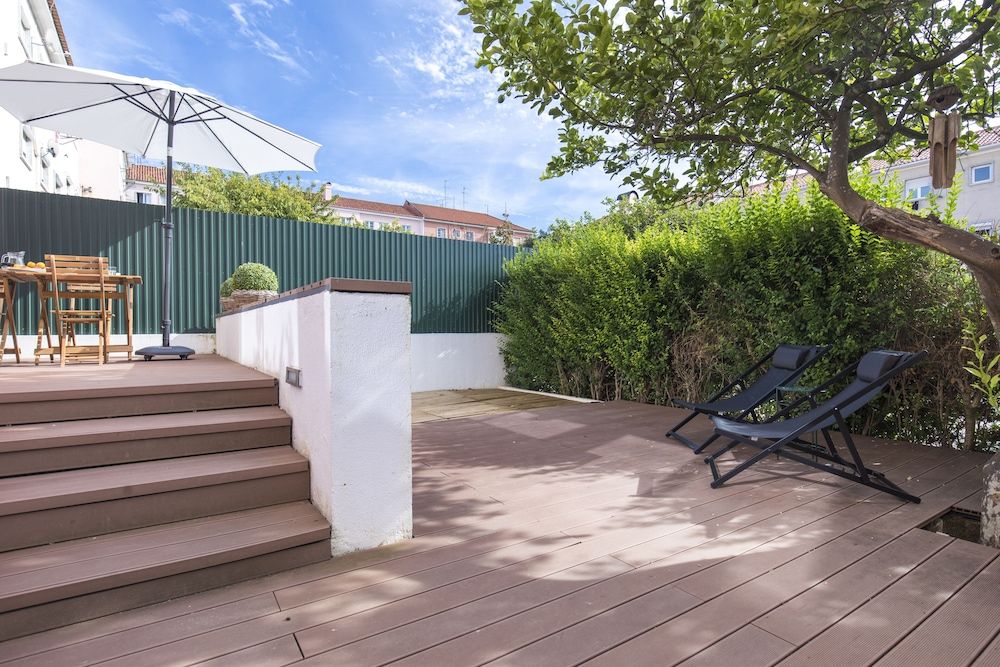 Garden House in Alvalade Apartment, 2 Bedrooms, Terrace 23