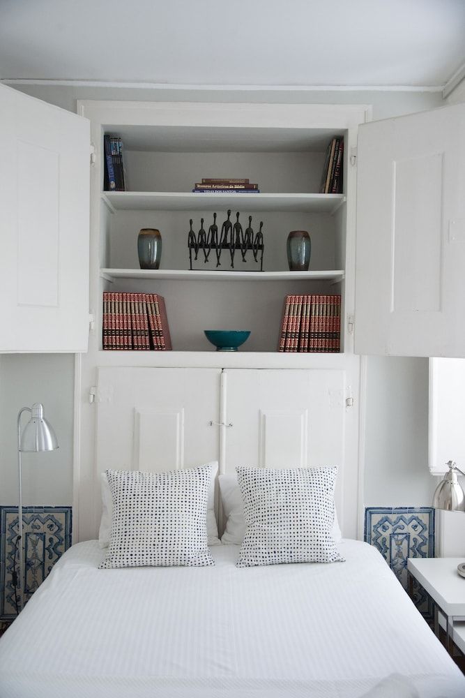 undefined ALTIDO Exquisite 2BR home w/ balcony in Lapa 4