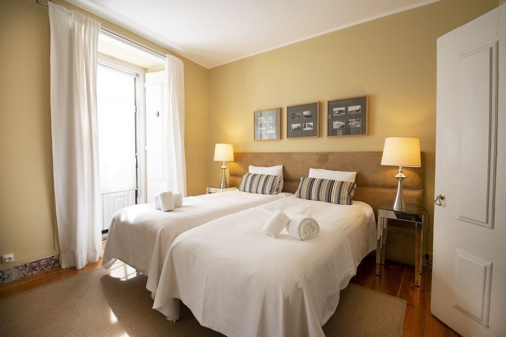 ALTIDO Exquisite 2BR home w/ balcony in Lapa Apartment (2 Bedrooms)