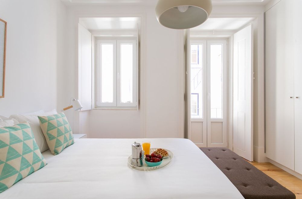 undefined ALTIDO New&Trendy 2-bed flat w/seaview in Lapa 2