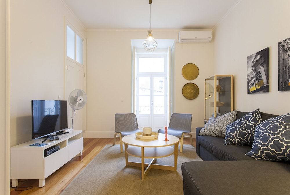 ALTIDO Downtown Blue VI Apartment, 2 Bedrooms 2