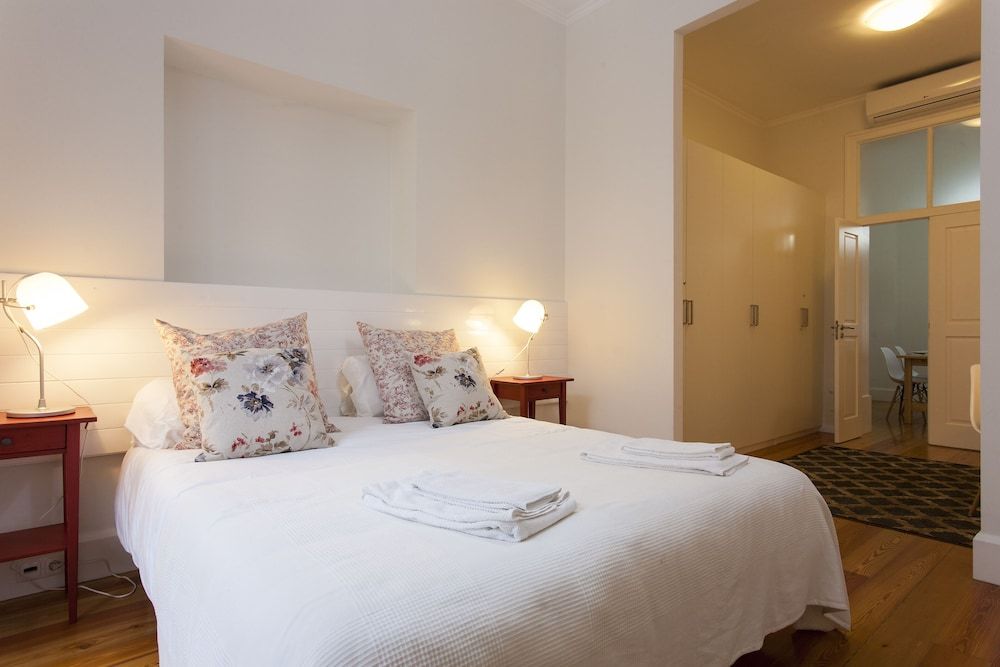 undefined ALTIDO Downtown Blue VI 9