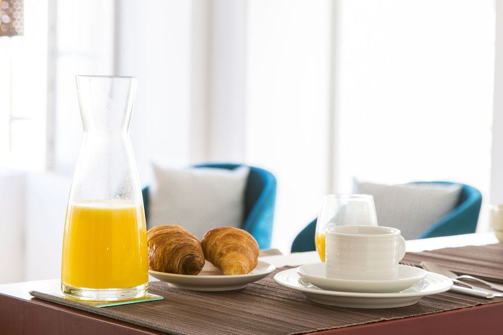 JOIVY Leisure Luxury Downtown Duplex Lisbon Apartment (2 Bedrooms) 7