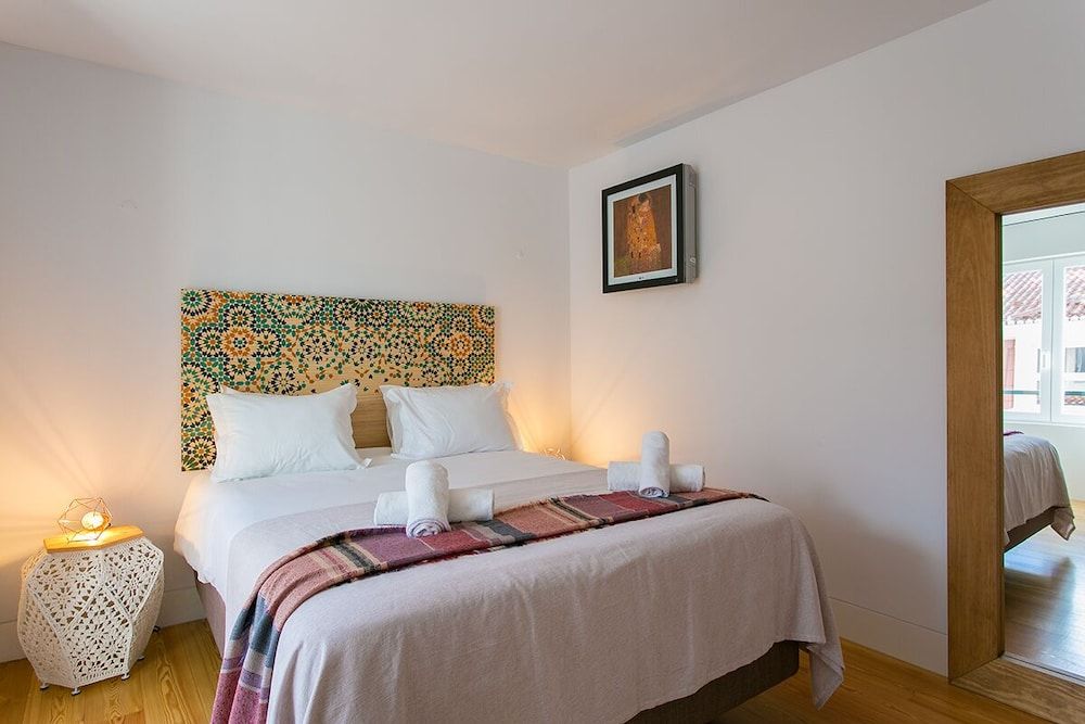 undefined JOIVY Leisure Luxury Downtown Duplex Lisbon 7