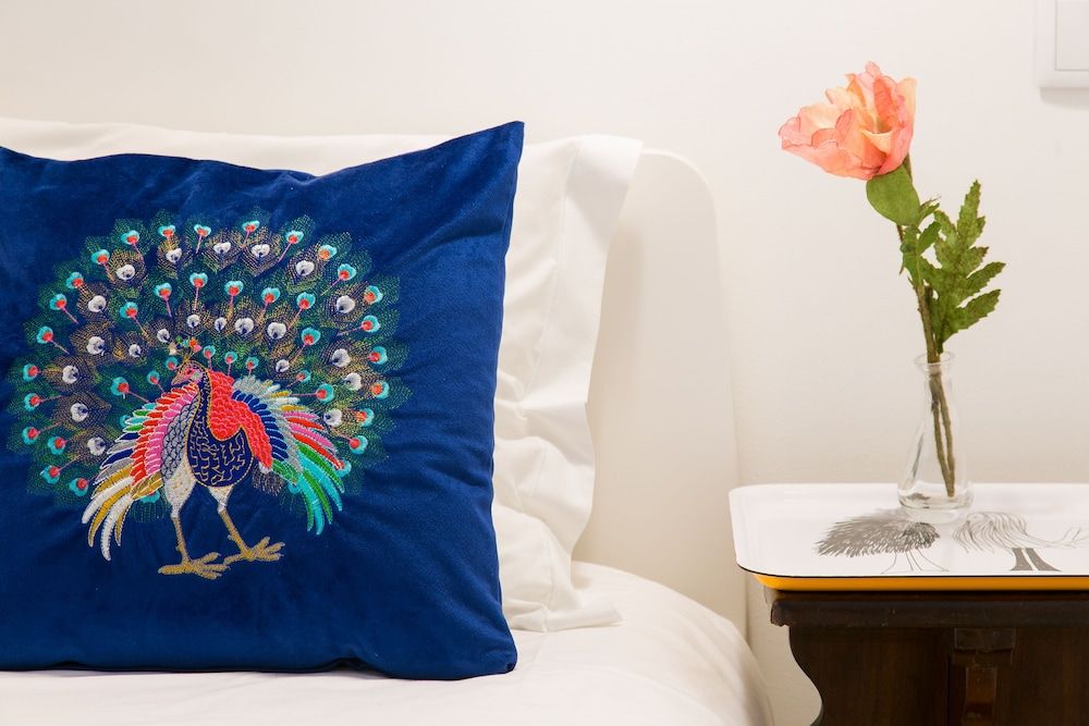 undefined JOIVY Chic 1-bed Apt moments to Luis de Camões Sq 6