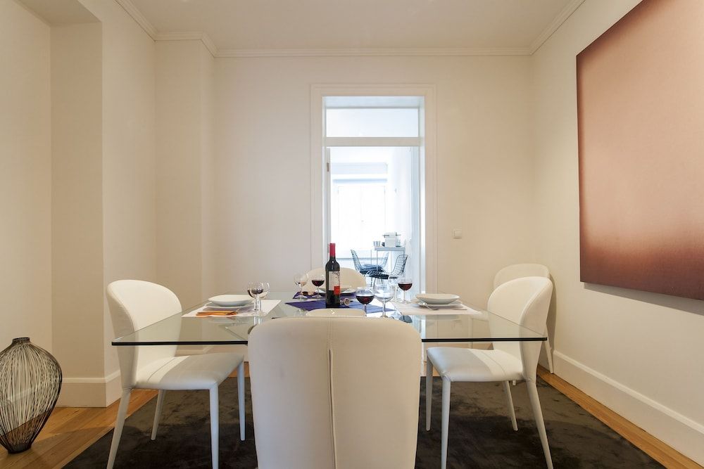 undefined JOIVY Stylish 2BR Apt w/balcony at the heart of Baixa 8