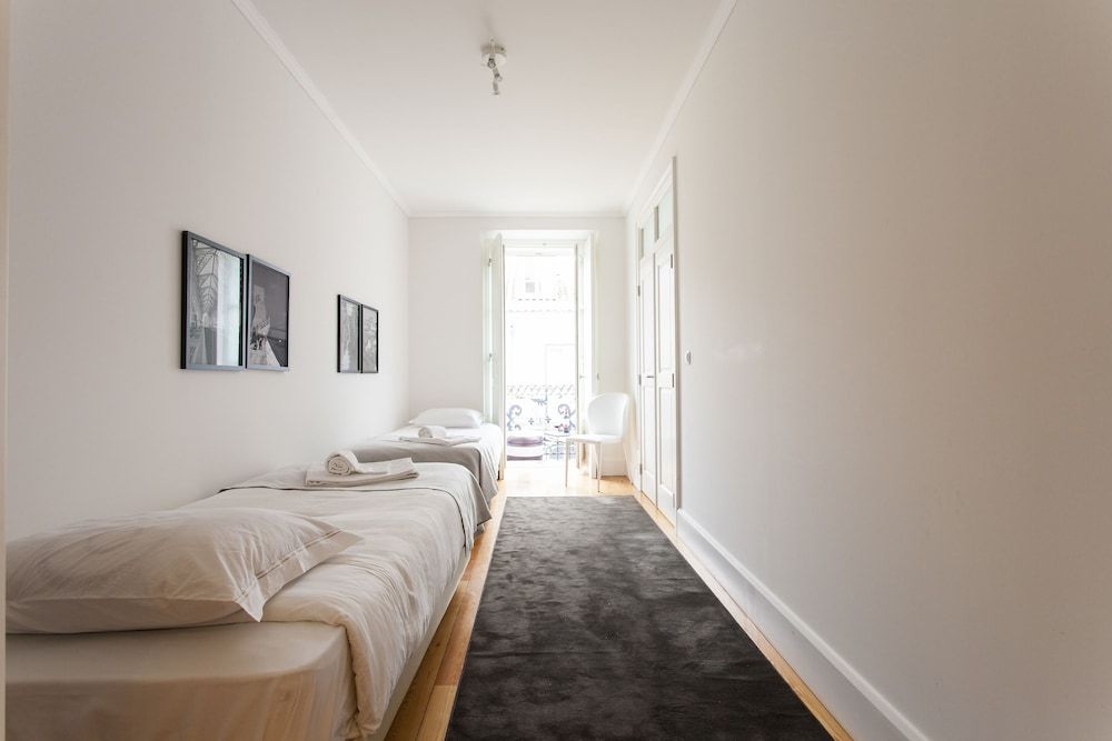 undefined JOIVY Stylish 2BR Apt w/balcony at the heart of Baixa 5