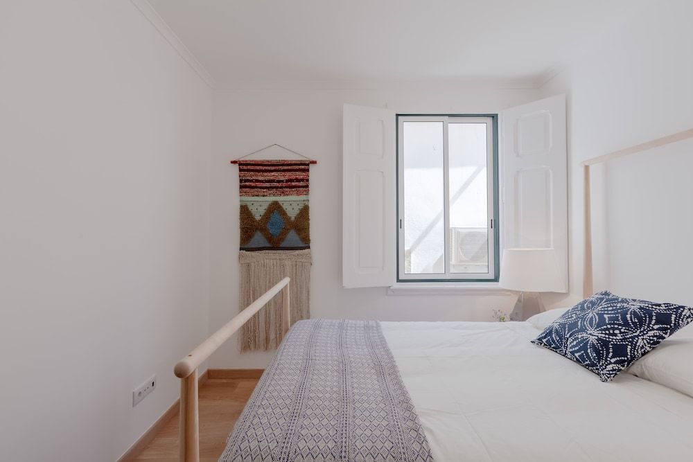 undefined Bright & Spacious W/ Orange Tree Patio Apartment by TimeCooler 6