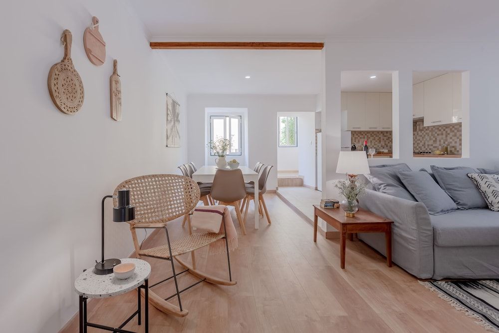 undefined Bright & Spacious W/ Orange Tree Patio Apartment by TimeCooler