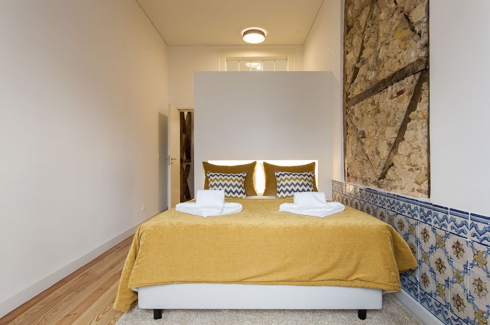 JOIVY Design heaven in Baixa - 2BR Apt w/workspace Apartment (2 Bedrooms) 4