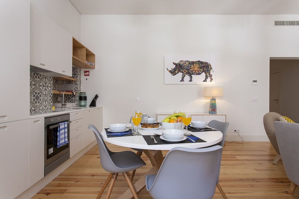 JOIVY Downtown Design II Apartment (2 Bedrooms) 13