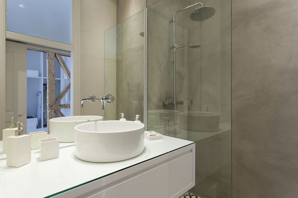 JOIVY Exclusive 4BR home w/3 workspaces&garden in Baixa Apartment (4 Bedrooms) 31