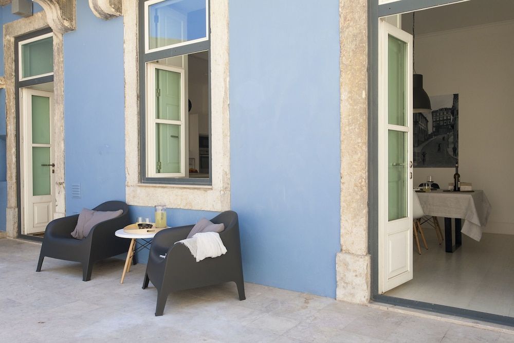 JOIVY Exclusive 4BR home w/3 workspaces&garden in Baixa Apartment (4 Bedrooms) 25