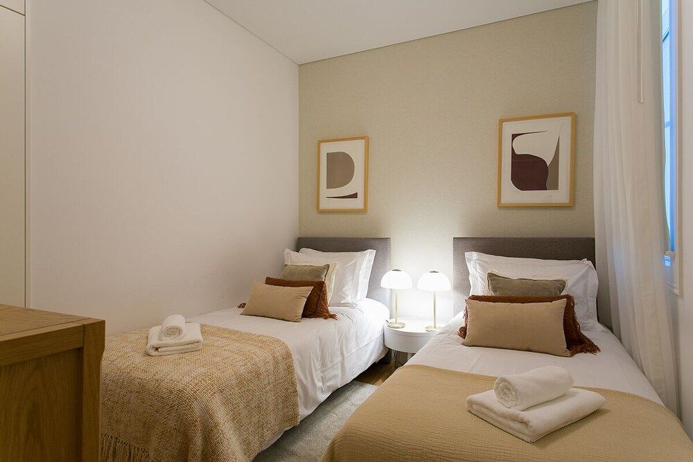 undefined ALTIDO Charming 3BR home w/workspace&terrace by Intendente subway 7