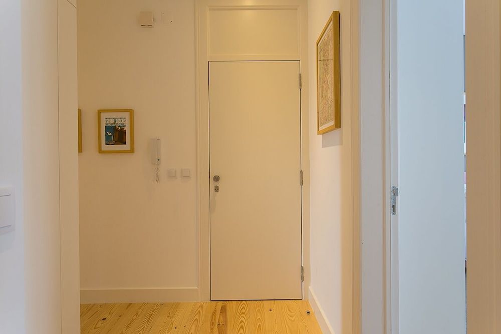 undefined ALTIDO Charming 3BR home w/workspace&terrace by Intendente subway 9