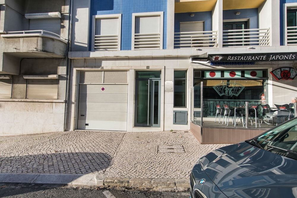 undefined Family Wonder Two Bedroom Garage 2