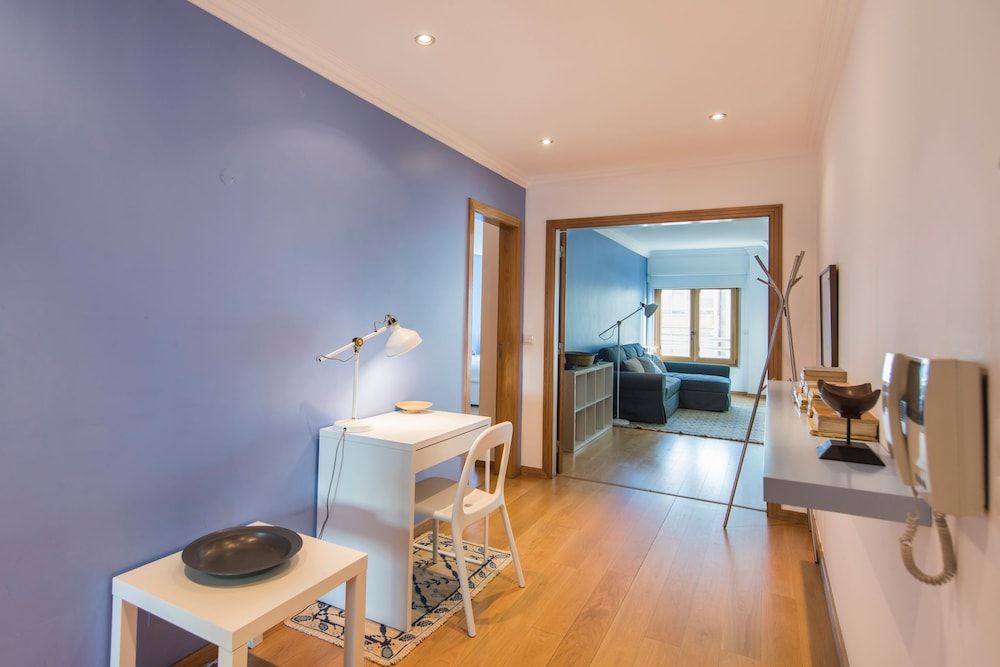 Family Wonder Two Bedroom Garage Apartment, 2 Bedrooms, City View 27