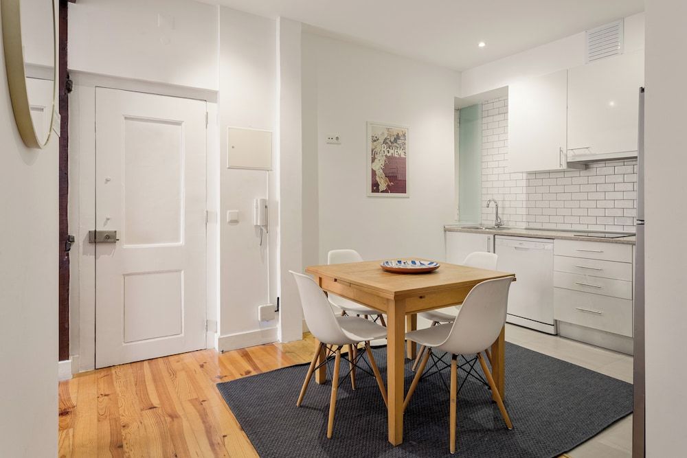 undefined JOIVY Chiado Vintage 5