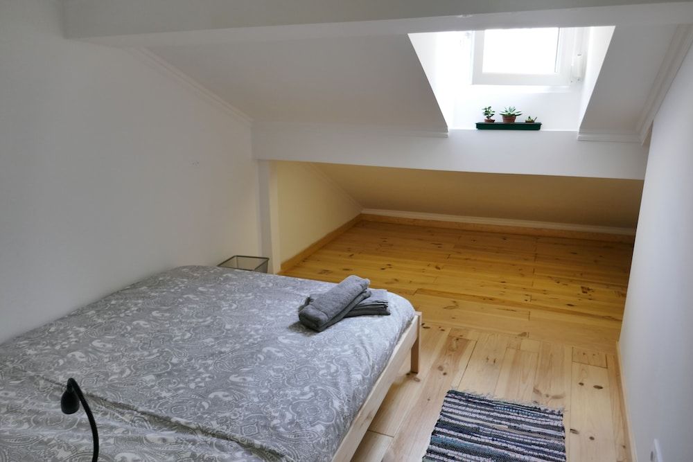 undefined TT Anjos Lisbon Rooms 5