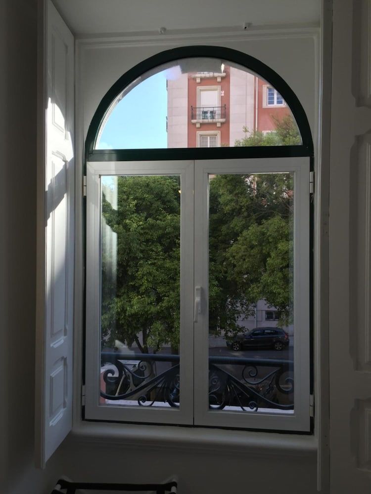 Be Lisbon Residence Marquês Double Room, Shared Bathroom 9