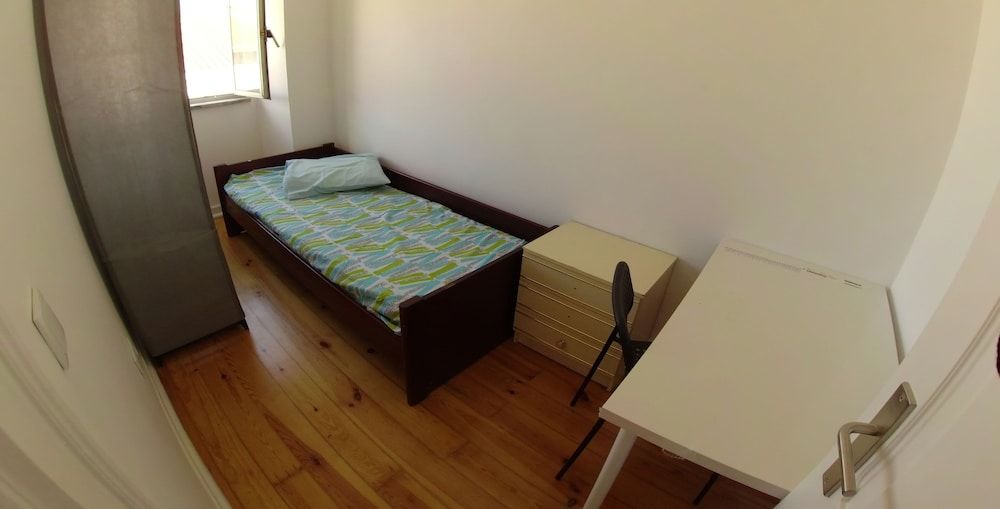 undefined Travel Inn Lisbon 2