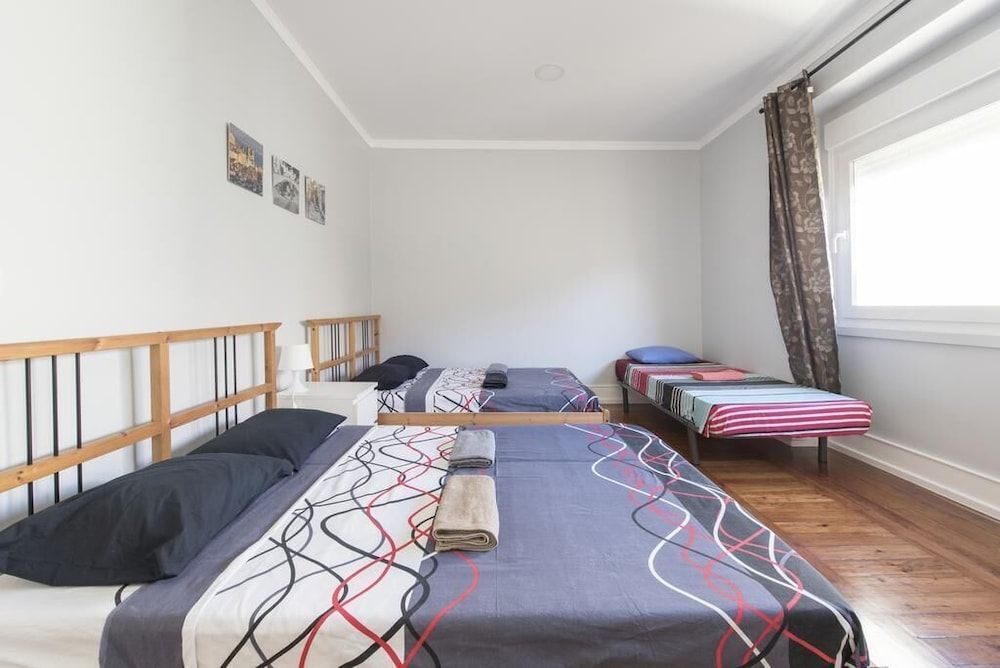 Room Gani - Hostel Family Room, Shared Bathroom, City View