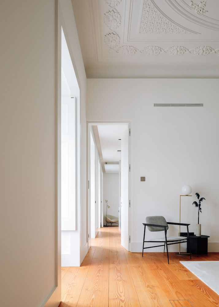 The Art Gate Premium Suite 4