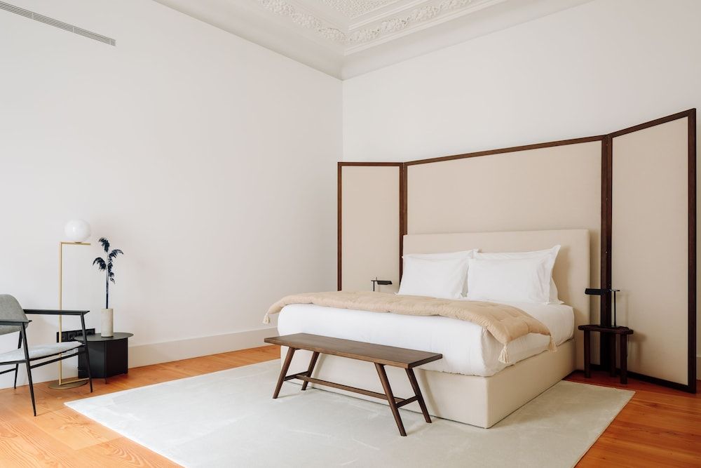 The Art Gate Premium Suite 3